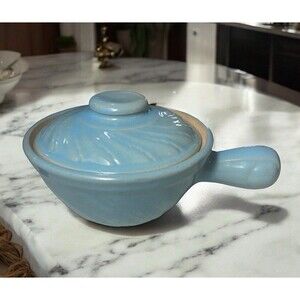 VTG Handled Crock Stoneware Soup Serving Bowl w/Lid Light Blue USA French Onion